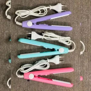 Mini Ceramic Hair Straightener – Portable Flat Iron Portable Hair Styling