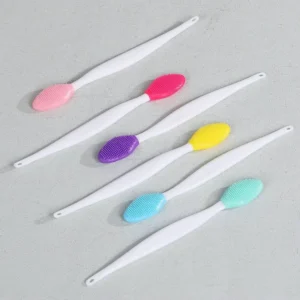 Double-Sided Silicone Nose & Lip Exfoliating Scrub Brush